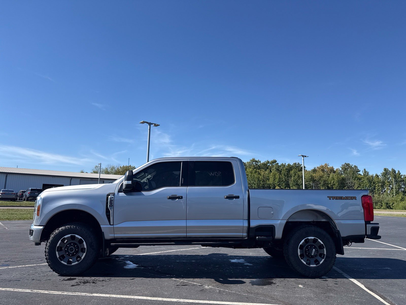 Used 2023 Ford F250 XLT w/ Tremor Off-Road Package AWD/4WD image 14