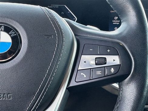 Used 2024 BMW X5 xDrive40i w/ Premium Package image 23