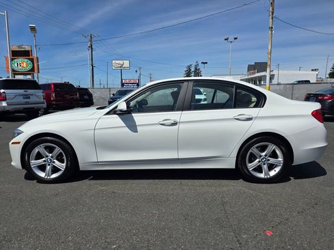 Used 2015 BMW 328i xDrive Sedan AWD/4WD image 9