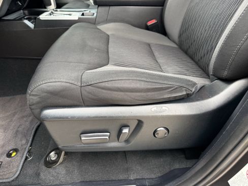 Used 2015 Toyota Tundra SR5 image 27