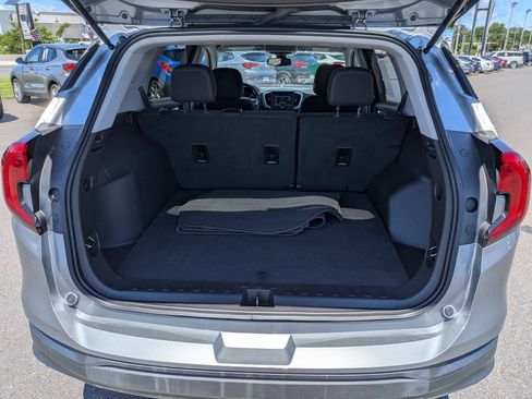 Certified 2023 GMC Terrain SLE FWD image 25