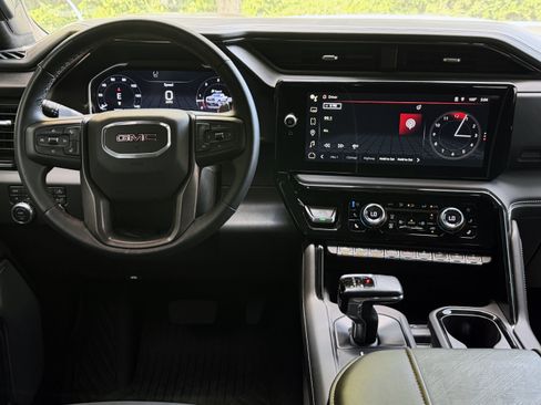 Used 2024 GMC Sierra 1500 AT4X w/ AT4X AEV Edition AWD/4WD image 8