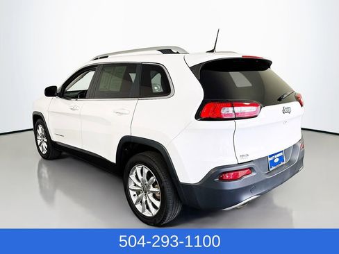 Used 2017 Jeep Cherokee Limited FWD image 8