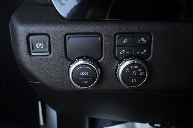 Used 2024 GMC Sierra 1500 SLT RWD image 16