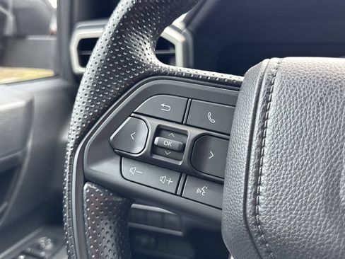 Used 2025 Toyota Tacoma SR5 RWD image 27
