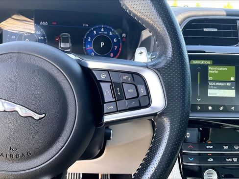Used 2020 Jaguar F-PACE SVR AWD/4WD image 24