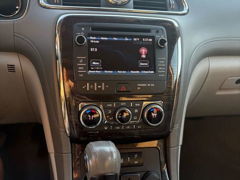 Used 2017 Buick Enclave Convenience image 17