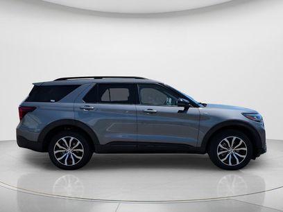 Used 2025 Ford Explorer ST-Line