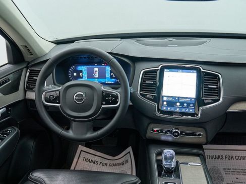 Certified 2023 Volvo XC90 B6 Ultimate w/ Protection Package Premier AWD/4WD image 28