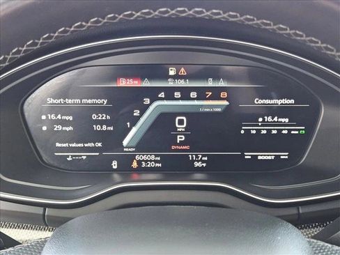 Used 2023 Audi SQ5 Prestige image 12