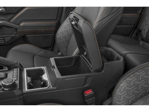 Used 2024 Toyota Tacoma Limited w/ Limited Package (LT) AWD/4WD image 10