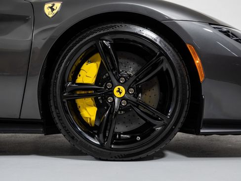 Used 2023 Ferrari 296 GTS RWD image 20