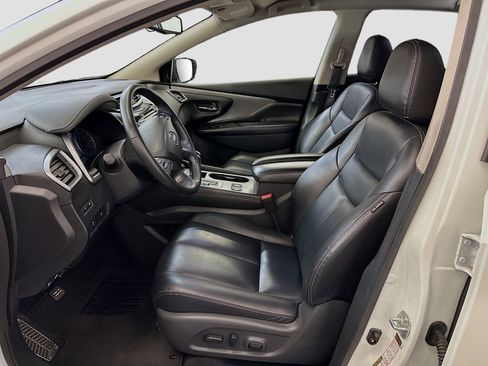 Used 2023 Nissan Murano SV w/ SV Midnight Edition Package image 13