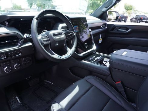 New 2026 GMC Yukon XL Denali w/ Denali Reserve Package AWD/4WD image 19