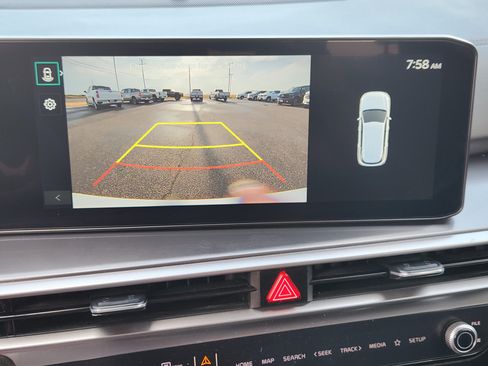Used 2025 Kia Sorento S w/ Panoramic Sunroof Package FWD image 18
