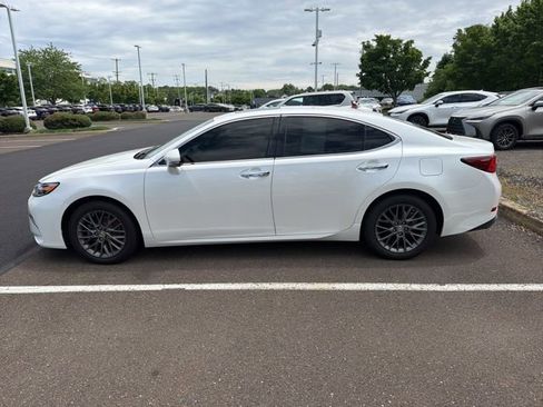 Used 2018 Lexus ES 350 w/ Navigation System Package FWD image 8
