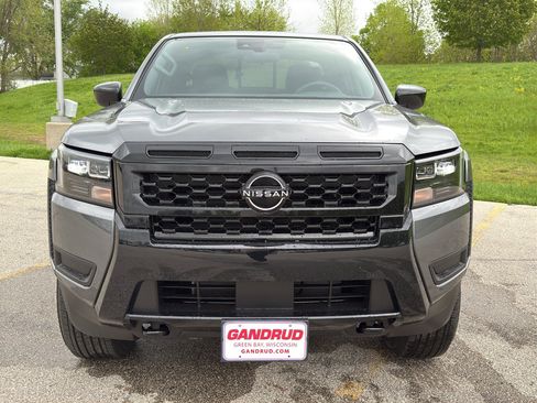 New 2026 Nissan Frontier SV AWD/4WD image 3