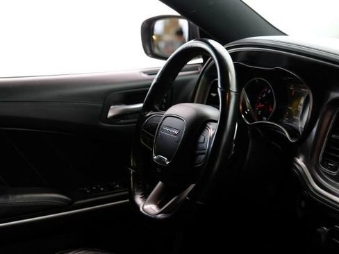 Used 2020 Dodge Charger Scat Pack RWD image 18
