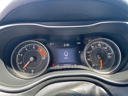 Used 2020 Jeep Cherokee Limited AWD/4WD image 19