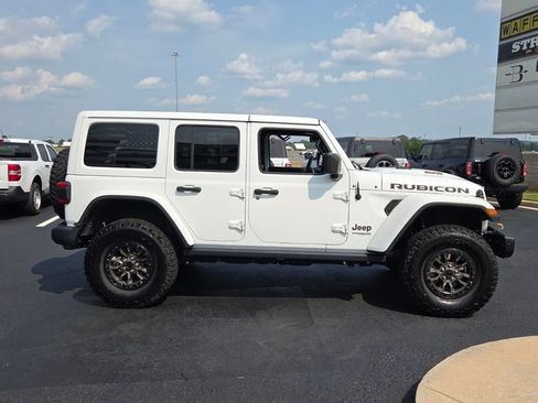 Used 2021 Jeep Wrangler Unlimited Rubicon w/ Trailer Tow Package AWD/4WD image 16