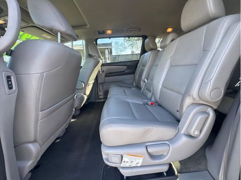 Used 2017 Honda Odyssey EX-L image 13