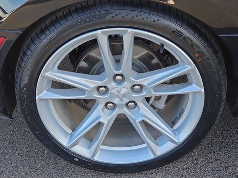 Used 2019 Chevrolet Camaro LT w/ RS Package image 7