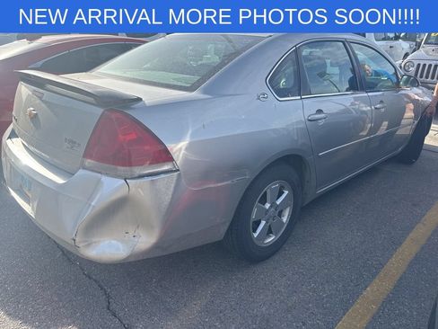 Used 2006 Chevrolet Impala LT FWD image 6