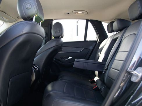 Used 2021 Mercedes-Benz GLC 300 image 26