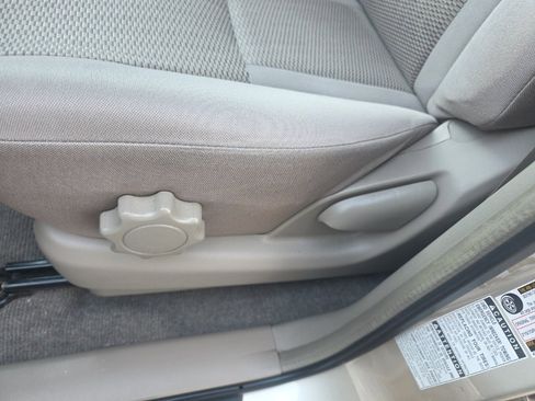 Used 2004 Toyota RAV4 Base image 16