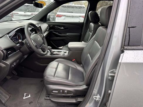 Used 2023 Chevrolet Traverse RS AWD/4WD image 11