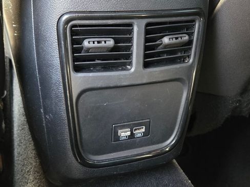 Used 2022 Dodge Charger SXT w/ Blacktop Package RWD image 15
