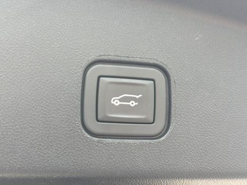Certified 2024 Cadillac Lyriq Luxury RWD image 19