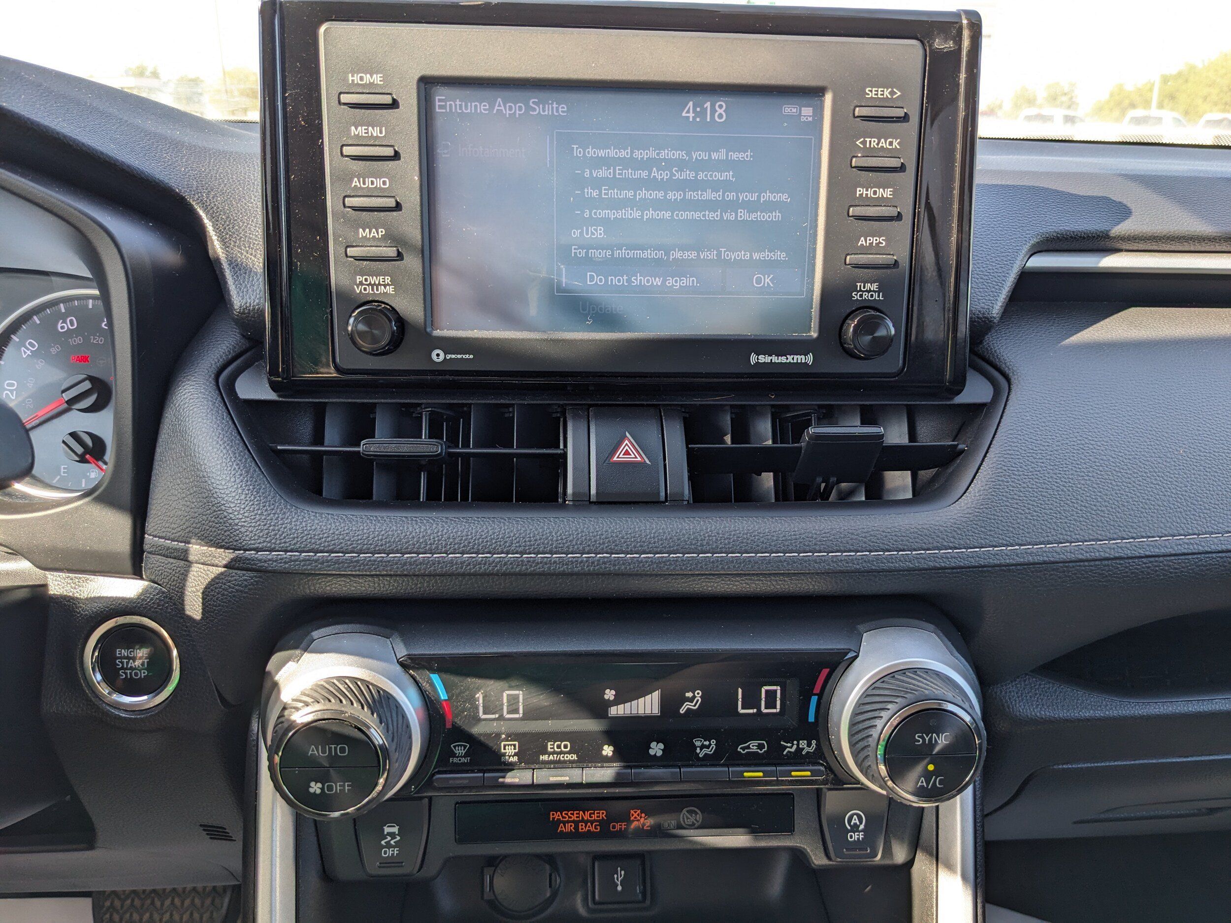 Used 2021 Toyota RAV4 XLE AWD/4WD image 24