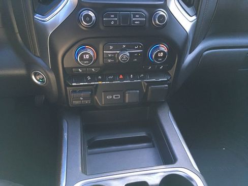 Used 2020 Chevrolet Silverado 1500 RST AWD/4WD image 19