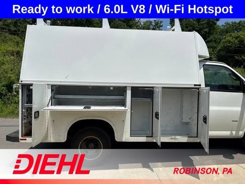 Used 2019 GMC Savana 3500 w/ Power Convenience Package RWD image 9