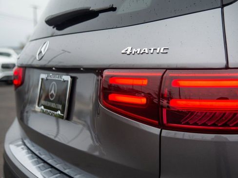 Certified 2025 Mercedes-Benz GLB 250 4MATIC image 17