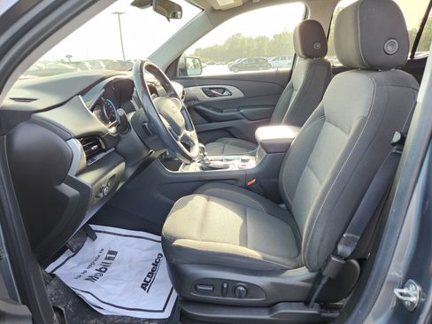 Used 2021 Chevrolet Traverse LT FWD image 13