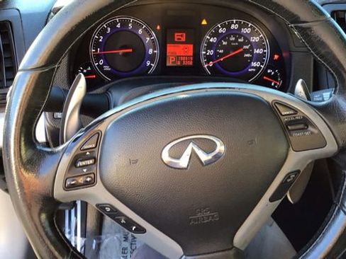 Used 2009 INFINITI G37 Journey w/ Premium Pkg image 18
