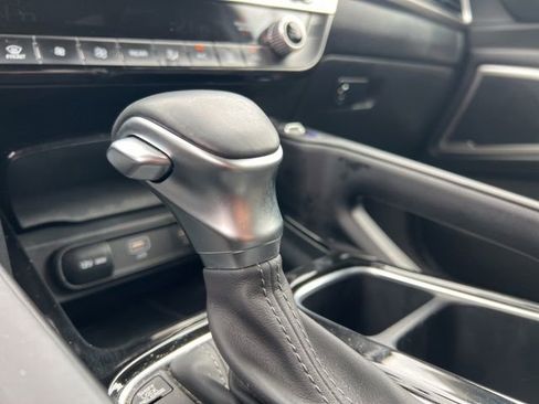 Used 2024 Kia Telluride EX w/ EX Captain's Chair Package AWD/4WD image 26
