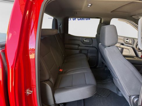 Used 2024 Chevrolet Silverado 1500 Custom Trail Boss w/ Turbomax Blackout Package AWD/4WD image 15