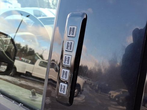 Used 2022 Ford F150 XLT w/ Equipment Group 302A High image 14