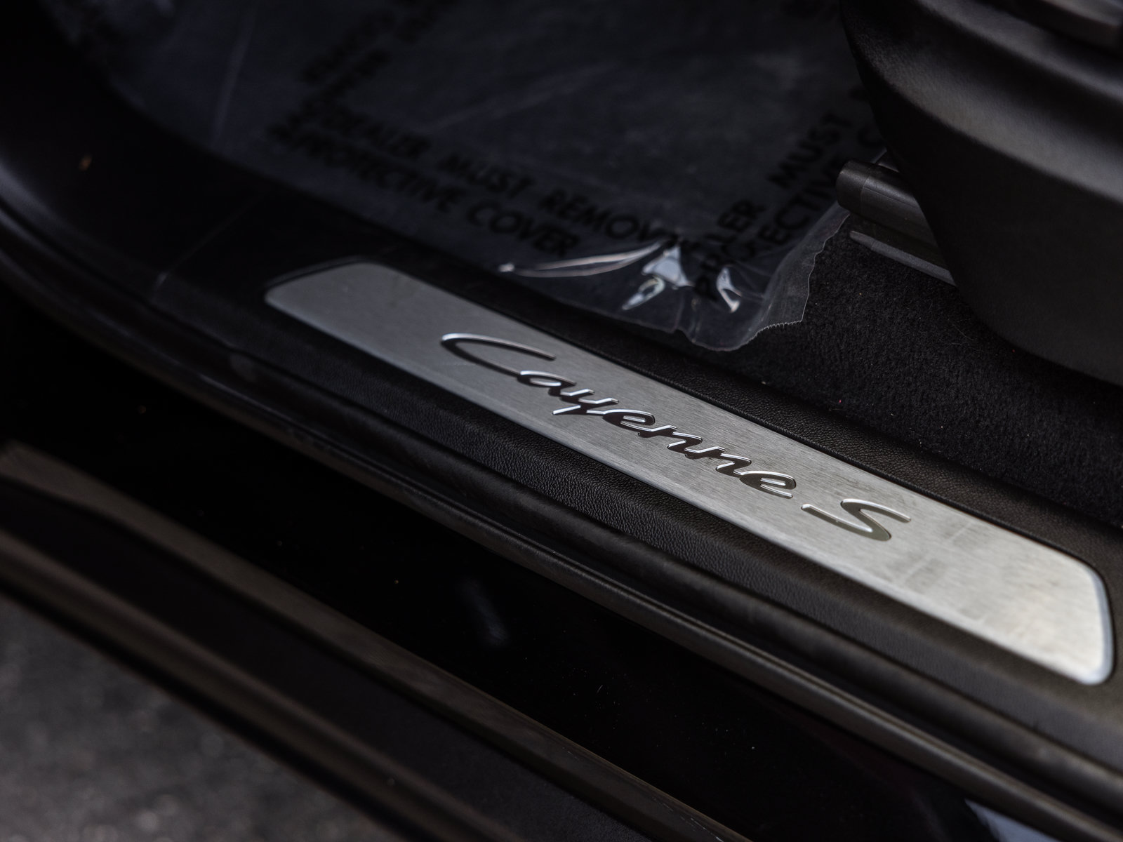 Certified 2024 Porsche Cayenne S AWD/4WD image 25