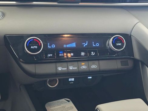 New 2026 Hyundai Elantra Sport FWD image 27