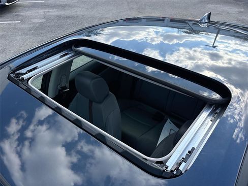 Used 2018 Honda Civic EX image 25