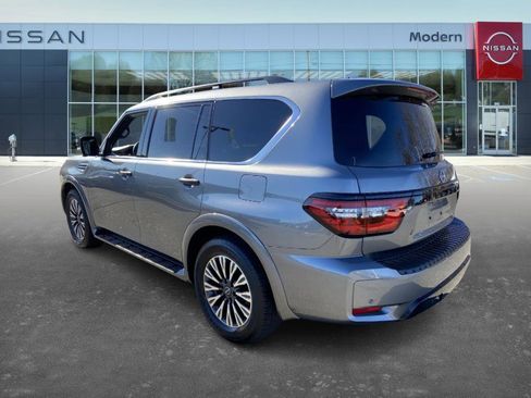 Certified 2024 Nissan Armada SL w/ Midnight Edition Package image 6