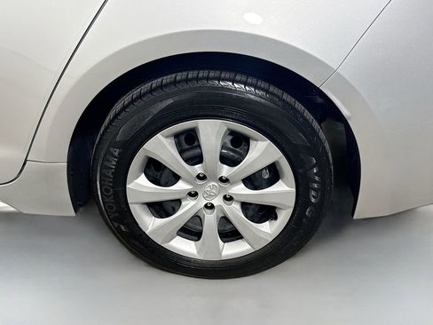 Certified 2023 Toyota Corolla LE FWD image 9