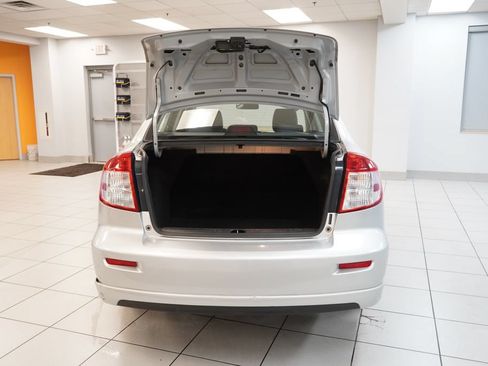 Used 2008 Suzuki SX4 Sedan FWD image 9