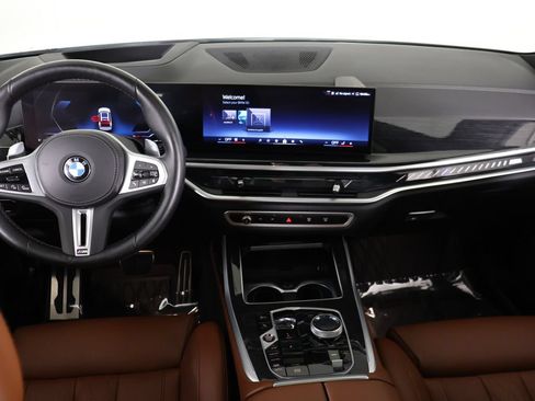 Used 2025 BMW X7 M60i w/ Executive Package AWD/4WD image 47