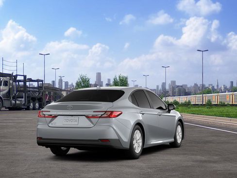 New 2026 Toyota Camry LE AWD/4WD image 11