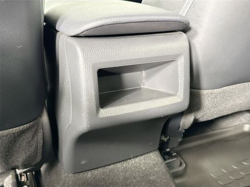 Certified 2023 Toyota Camry SE FWD image 29